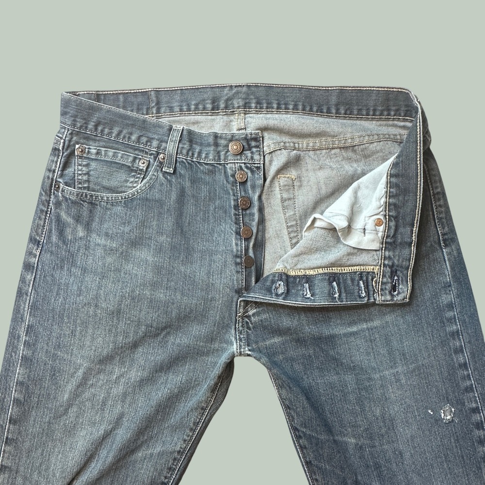 Levi's 501 Jeans Mens 34x34 Original Fit Blue Wash Button Fly Distressed Denim